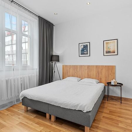 Apartamenty Centrum Zameldowanie 24H Katoviçe Dış mekan fotoğraf