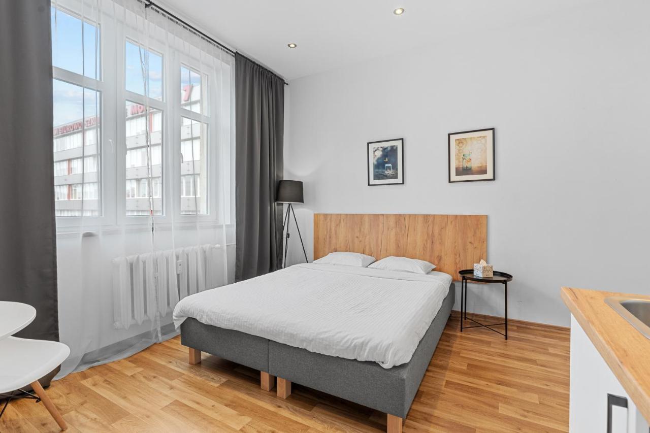 Apartamenty Centrum Zameldowanie 24H Katoviçe Dış mekan fotoğraf